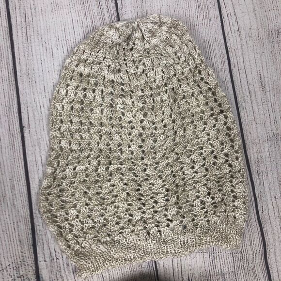 apt9, infinity scarf & 2 Charlotte Russe beanies - Picture 5 of 5